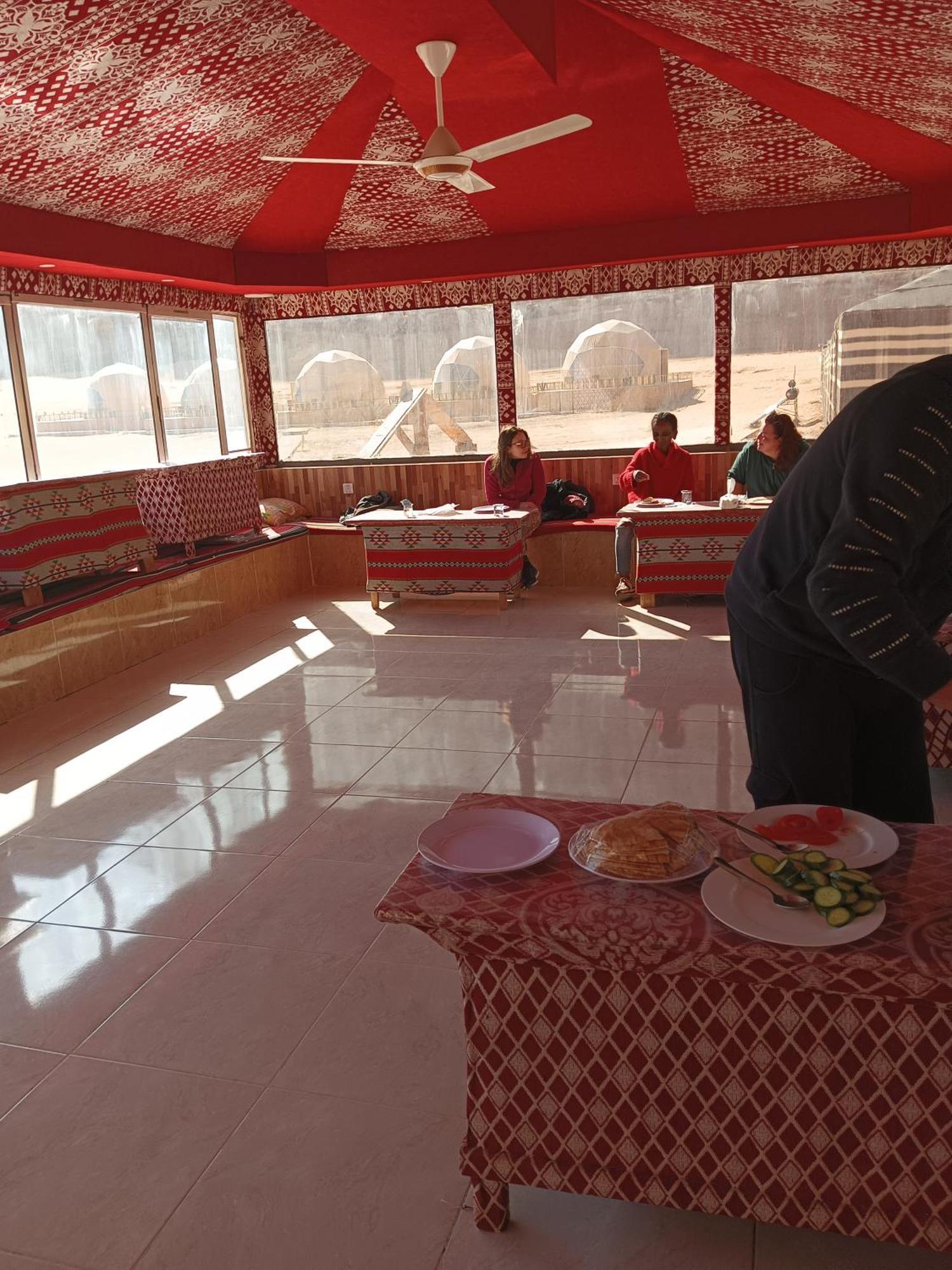 Hotel Sunrise Luxury Camp Wadi Rum Exterior foto