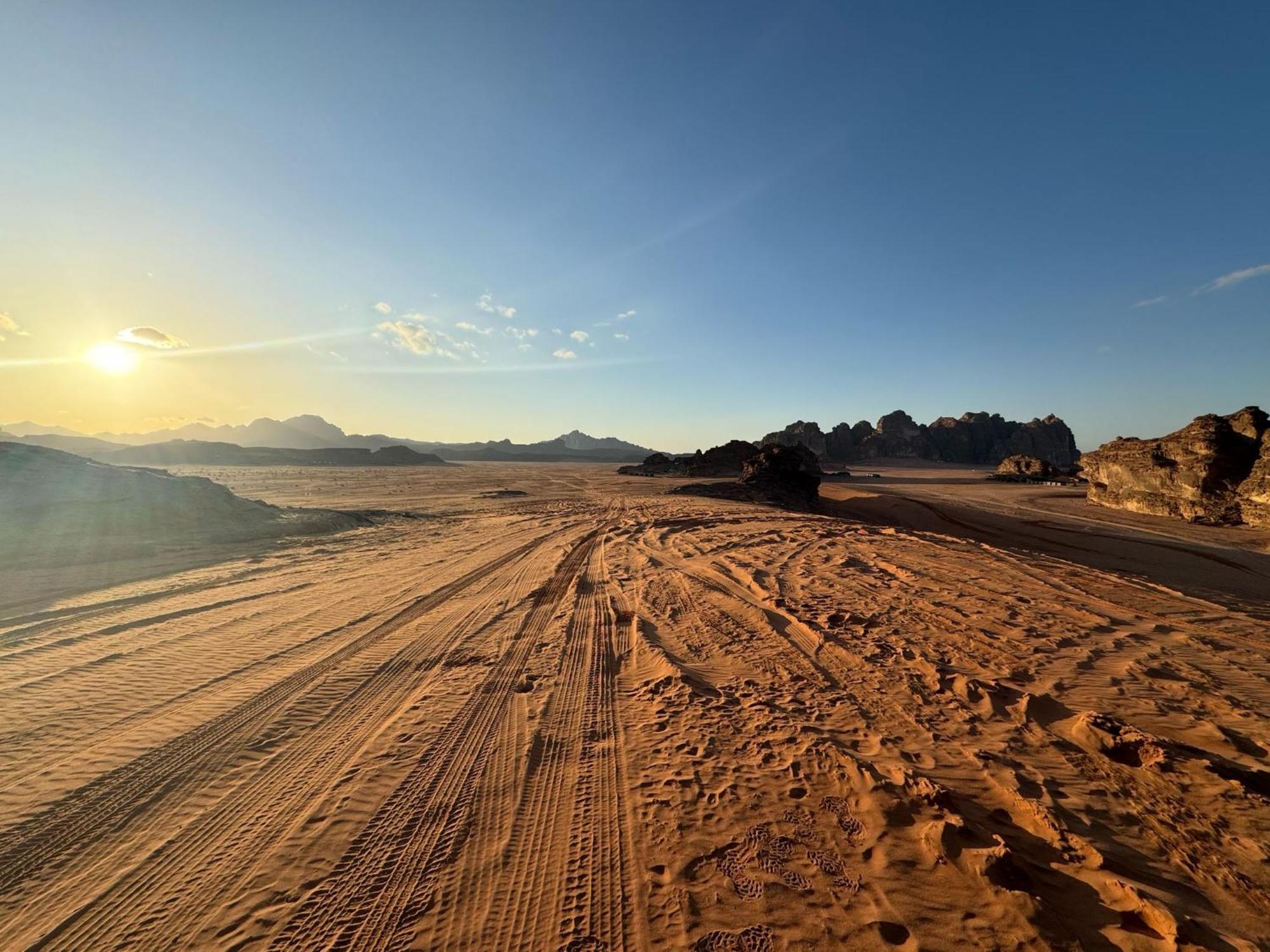 Hotel Sunrise Luxury Camp Wadi Rum Exterior foto