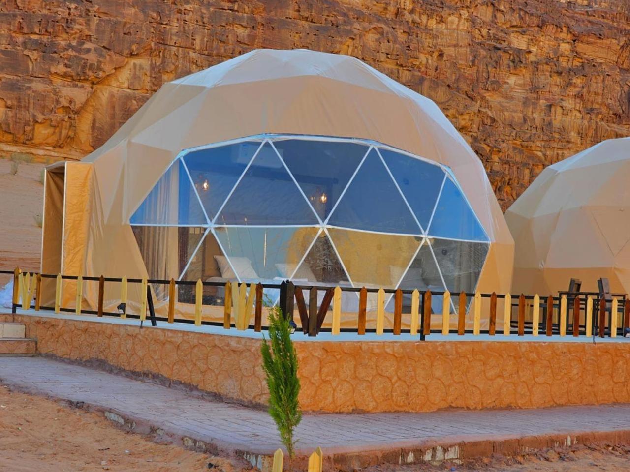 Hotel Sunrise Luxury Camp Wadi Rum Exterior foto